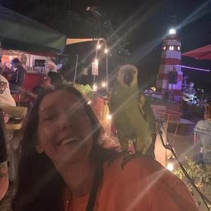 Meet your Posher, Cindy